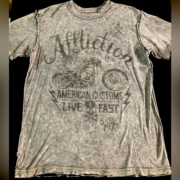 SOLD! Reversible Affliction Men’s American Customs Graphic TEE size Medium - Picture 2 of 7